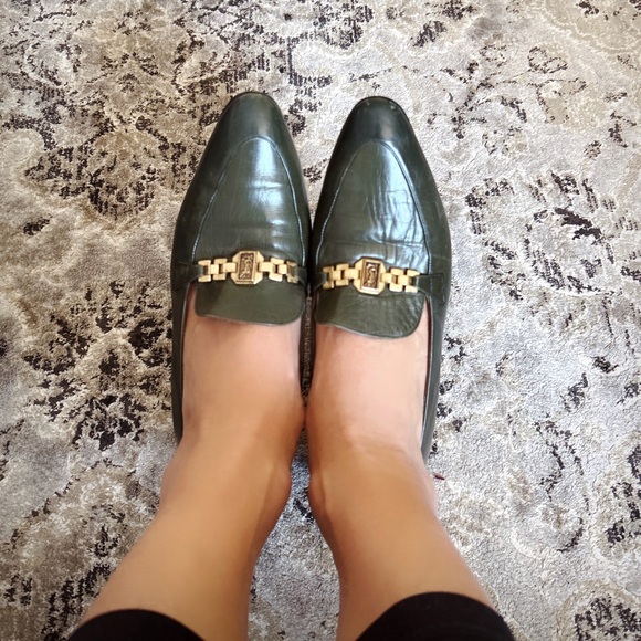 YVES SAINT LAURENT🌹Stylish elegant leather shoes - Picture 6 of 16